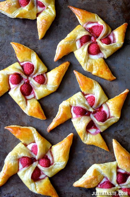 Raspberry Cream Cheese Pastries