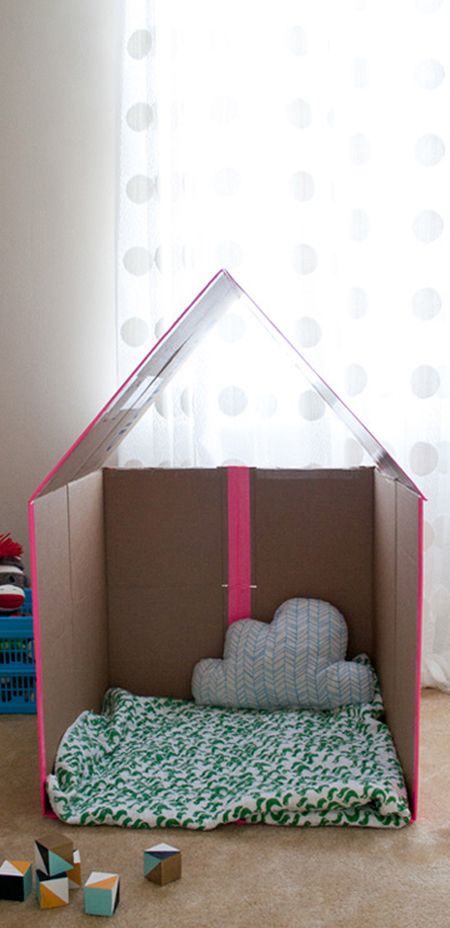 Collapsible Box Playhouse