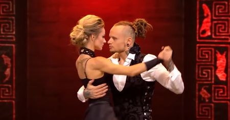 "Dance Dance Dance": Fit Lovers faworytami widzów. Ich występ hitem sieci