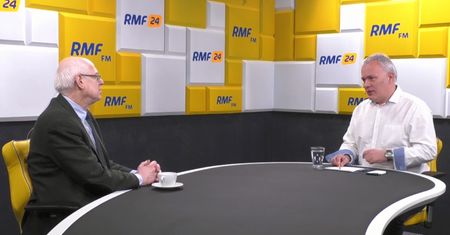 Niewygodne słowa Roberta Mazurka w rozmowie z europosłem PiS. "Daliście na TVP"