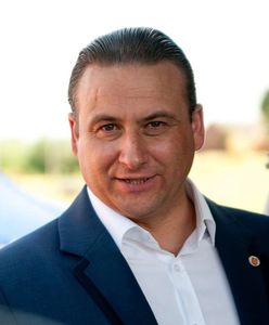 Ten burmistrz zaskoczył całą Polskę. Położył drogę z... gumy