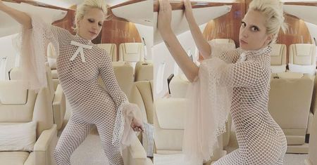 Lady Gaga w kombinezonie z siatki