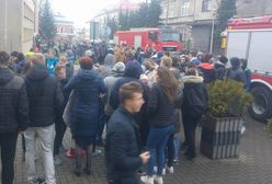 Groźny gaz w szkole podstawowej. Ewakuowano dzieci, kilkoro się zatruło