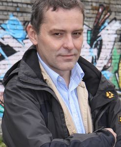 Wszczął z urzędu sprawę przeciwko Cezaremu Gmyzowi. Został przeniesiony na prowincję