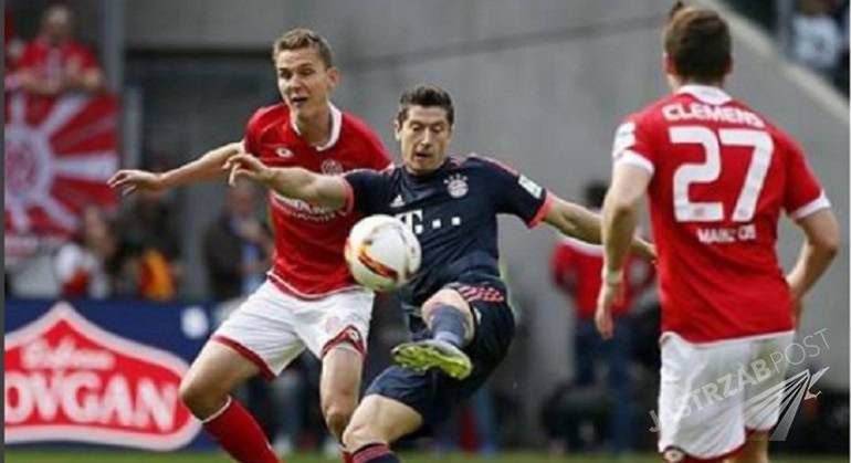 Robert Lewandowski wstrzelił 100 gola w Bundeslidze