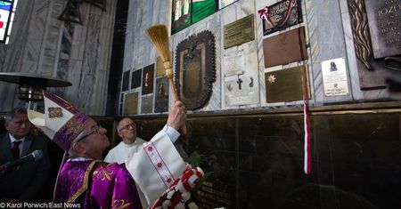 Abp Głódź wskazał wzór dla "niezaczadzonego pokolenia" Polaków. To 60 weteranów