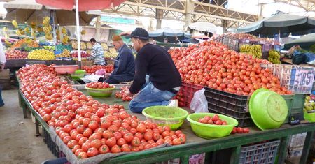 Na bazarku z Janem Kuroniem. Kucharz i ekspert opowiada o fenomenie targowisk