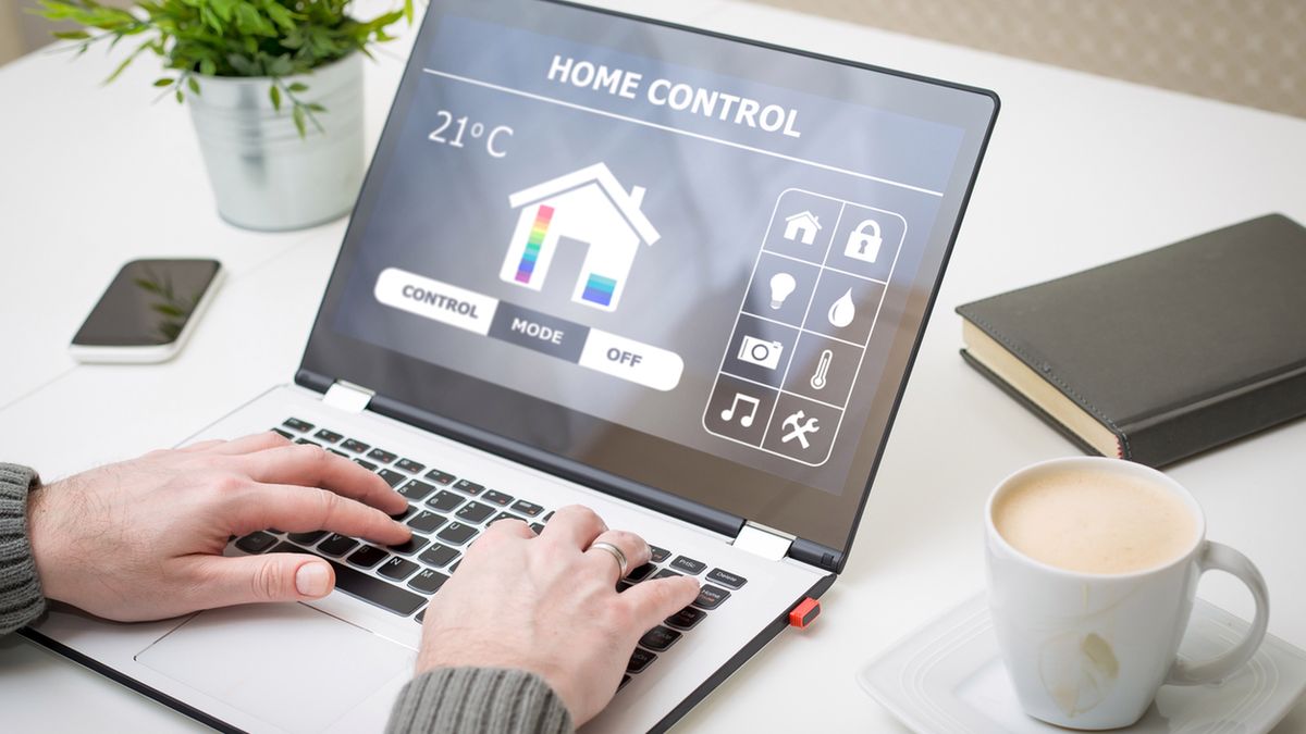 System smart home odejmuje zmartwień związanych z prowadzeniem domu i pozwala cieszyć się komfortową przestrzenią do życia