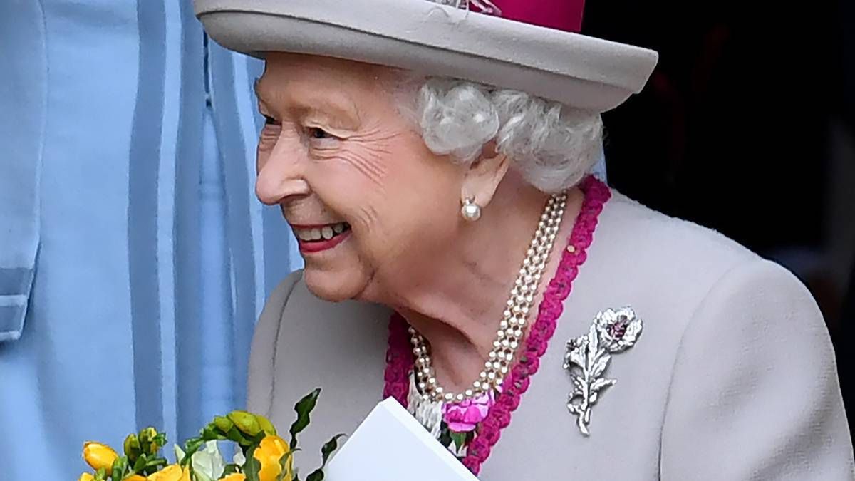 Królewski kamerdyner zdradził jaką herbatę najbardziej lubi pić Elżbieta II. To cały rytuał