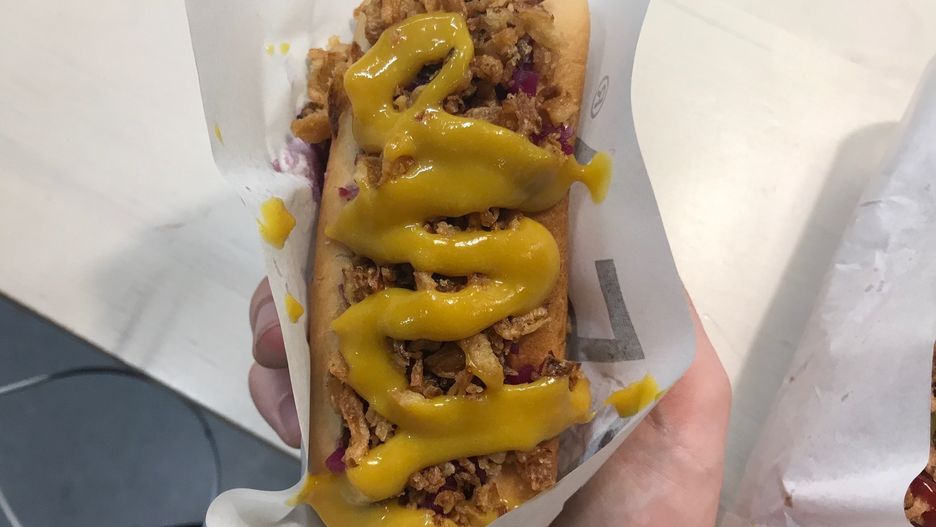 Nowy hot dog smakuje lepiej niż wygląda