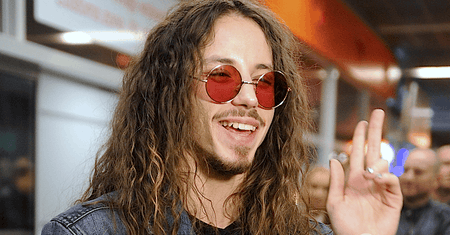 Michał Szpak zdradził, ile ma par butów oraz które z nich lubi najbardziej. Zdziwicie się