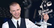 TYLKO U NAS! Zwycięzca "The Voice" nowym jurorem wielkiego telewizyjnego hitu! Mateusz Grędziński powraca!