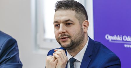 Z klasyka gatunku: "Trzaskowski przegra, jeśli pijany przejedzie na pasach zakonnicę w ciąży"