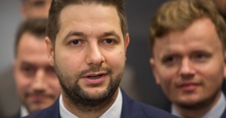 Patryk Jaki ma żal do ludzi ze swojego obozu. "Próbują szukać dziury w całym"