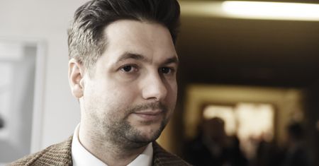Bogdan Grenda odwołany z Akademii Sztuki Wojennej. To promotor pracy doktorskiej Patryka Jakiego
