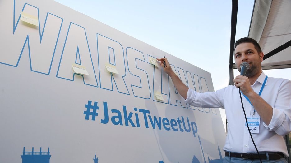 Patryk Jaki wygrywa w Internecie z Rafałem Trzaskowskim 