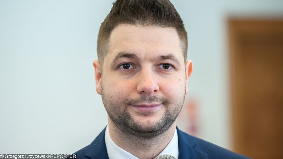 Nagrody dla ministrów nie spodobały się Polakom