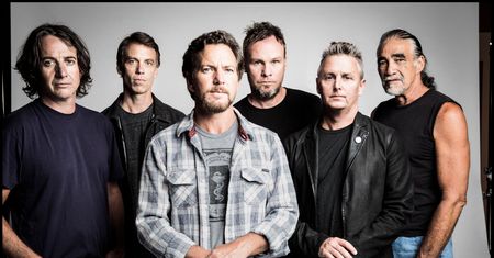 Pearl Jam ogłasza trasę po Europie w wakacje w 2018. Już można kupić bilety na koncert w Krakowie