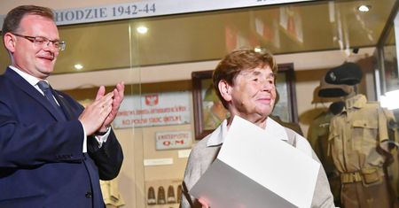 100-lecie odzyskania niepodległości przez Polskę. Prezydent i premier nadali odznaczenia