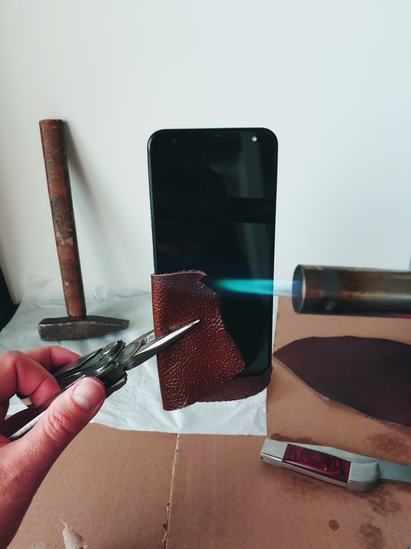 LG K40 