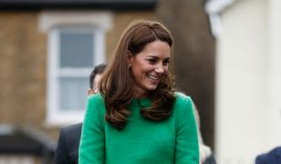 Księżna Kate w soczystej zieleni: roześmiana i szczęśliwa.