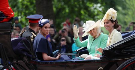 Księżna Kate w karocy robiła dobrą minę do złej gry. Nikt nie wiedział, co naprawdę przeżywała