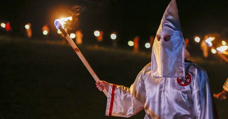 Ksiądz: byłem w Ku Klux Klanie, moje działania były nikczemne. Przepraszam