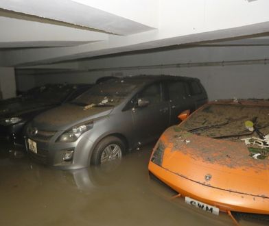 Nie warto zostawiać auta w podziemnym parkingu, gdy nadciąga tajfun. Przekonał się o tym właściciel lamborghini