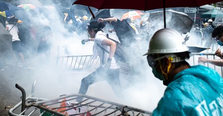 Mieszkańcy Hongkongu rzucili wyzwanie Chinom. Sprzeciwiają się wkraczaniu komunistów w ich życie