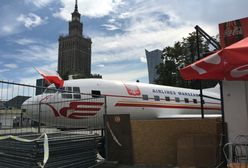Samolot musi zniknąć z centrum Warszawy. Właściciel nie zgadza się z decyzją