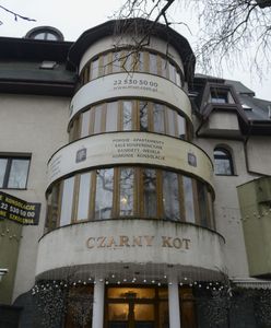 Czarny Kot. Wykonawca rozbiórki wszedł do hotelu