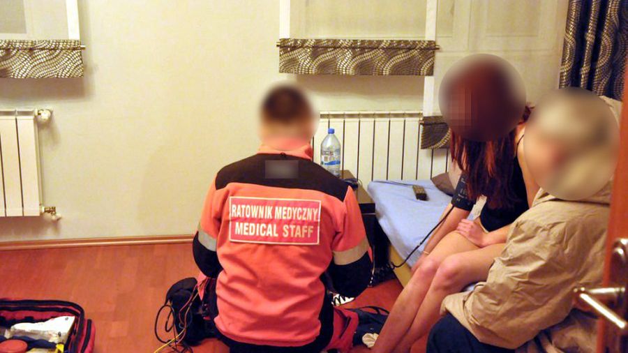 Zatrzymano osiem osób.