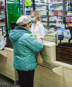 Leki i suplementy na odporność podbijają rynek. Farmaceuta prosi o rozwagę