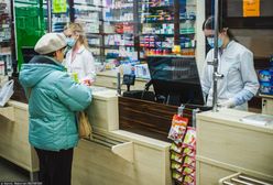 Leki i suplementy na odporność podbijają rynek. Farmaceuta prosi o rozwagę