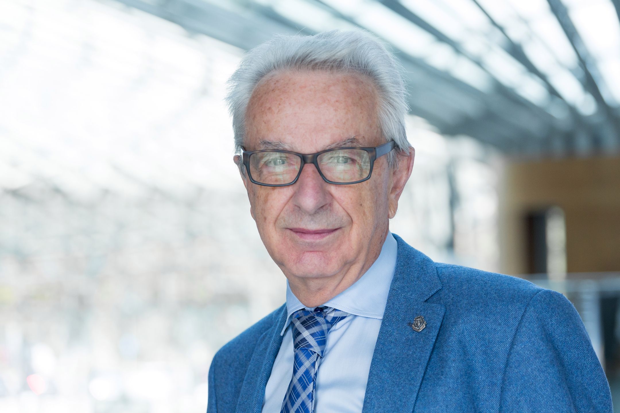 Prof. Zbigniew Lew-Starowicz 