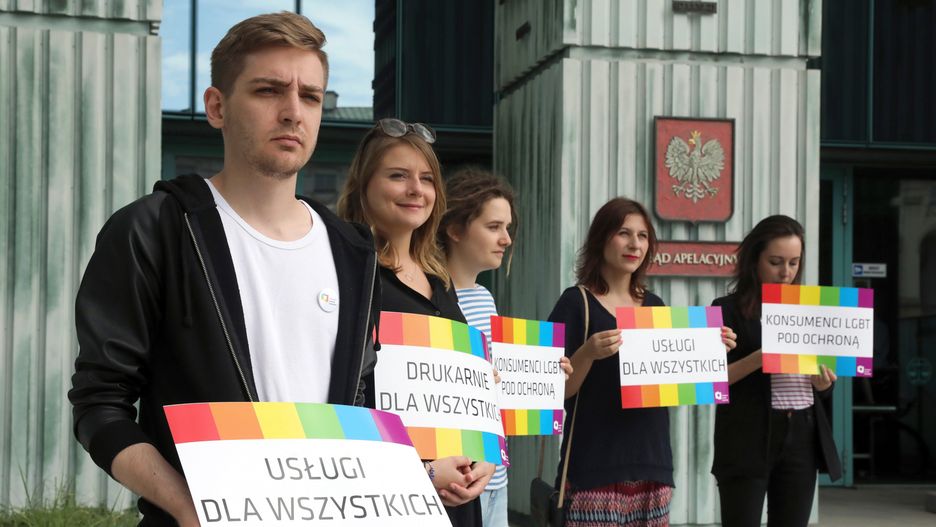 Warszawa, 14.06.2018. Pikieta przed siedzibą Sądu Najwyższego, dotycząca sprawy odmowy druku ulotek organizacji LGBT 
