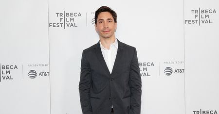 Justin Long podejrzewa u siebie zakażenie koronawirusem. Nie może jednak zdobyć testów