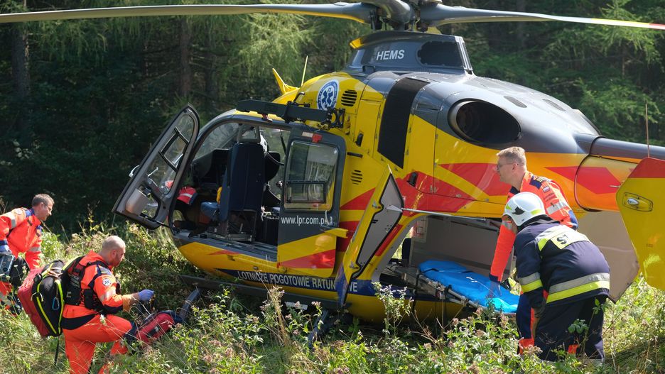Szczuczyn. Wypadek na drodze do Wąsosza. Dwie ekipy LPR w akcji