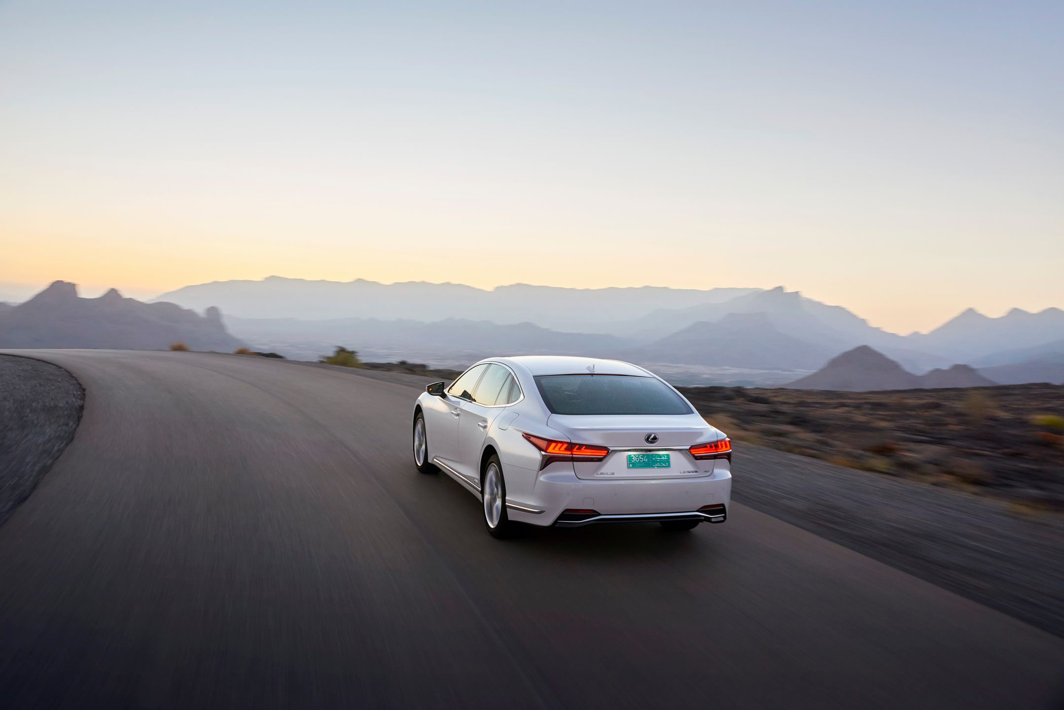 Hybrydowy Lexus LS 