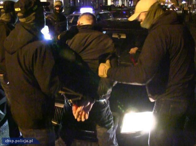 Diler gwiazd stanął przed sądem. Co zeznał?