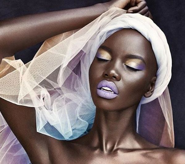 Czarnoskóra modelka Nykhor Paul o dyskryminacji na pokazach mody