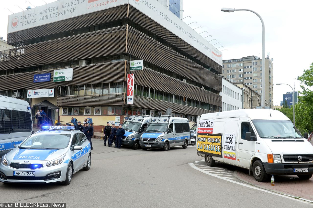 W czasie wyborów można było podsłuchiwać policję. Są nagrania tysiąca meldunków