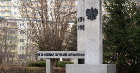 Działacze PiS nie chcą pomnika Niepodległości. "Lepszy byłby pomnik Żołnierzy Wyklętych"