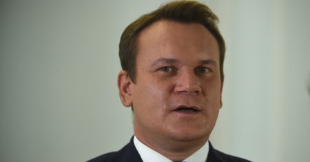 Matka Marcina Mellera nie żyje. Dominik Tarczyński napisał, że "może ją olać". Chamstwu nie ma końca