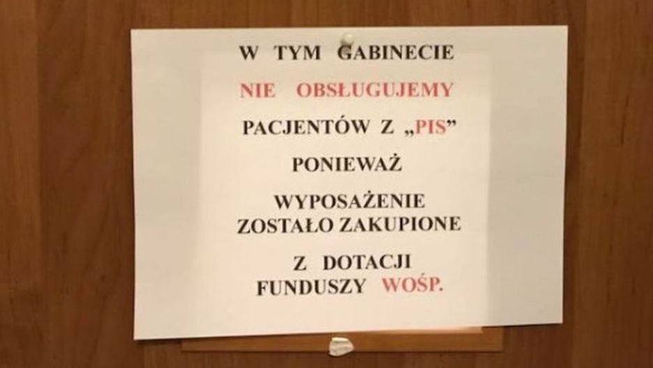 Lekarz z Gdyni (woj. pomorskie) wywiesił powyższą kartkę na drzwiach swojego gabinetu