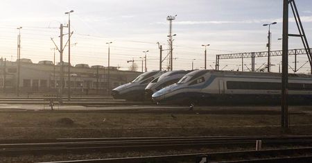 Osiem Pendolino stoi niesprawnych. Nie uwierzycie, co się dzieje w zajezdni PKP