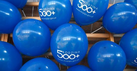 "500 plus". Wniosek online - gdzie złożyć i w jakim terminie? Zmiany w świadczeniu