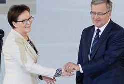 Komorowski nie owijał w bawełnę. "Szukali ciał i składali wedle tego jak im się wydawało, że to pasuje"