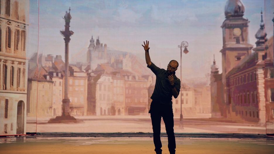 Kamil Pohl podczas próby w Teatrze Muzycznym "Roma"