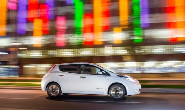 Nissan-Renault sprzedał już ponad 350 tys. elektrycznych aut
